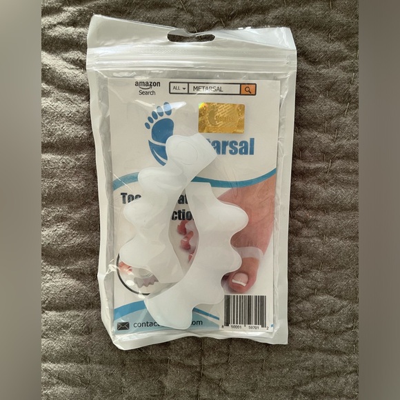 Gel Toe Separator, one size, NWT. - Picture 2 of 3